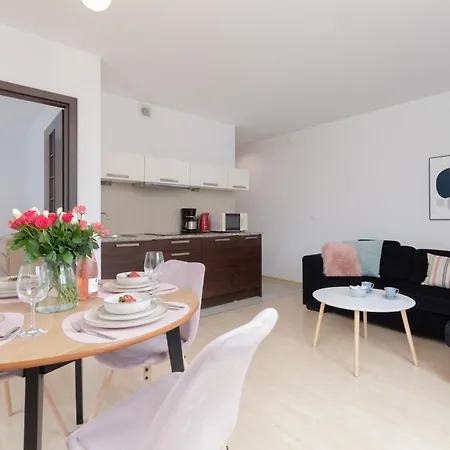 Apartamenty Deluxe Nautilus By Renters Appartement *